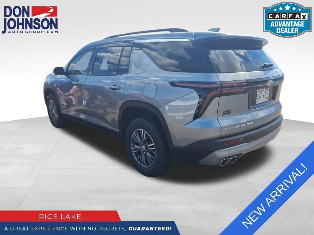 2024 Chevrolet Traverse LT