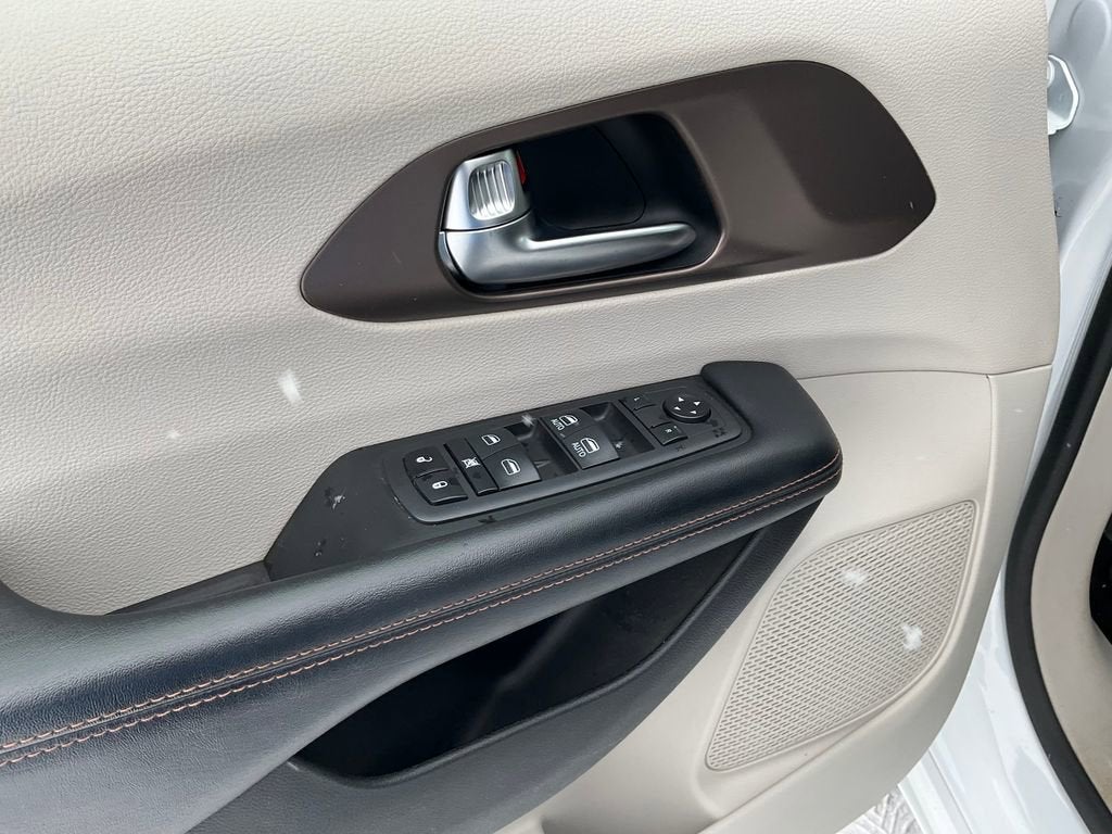 2019 Chrysler Pacifica Touring Plus