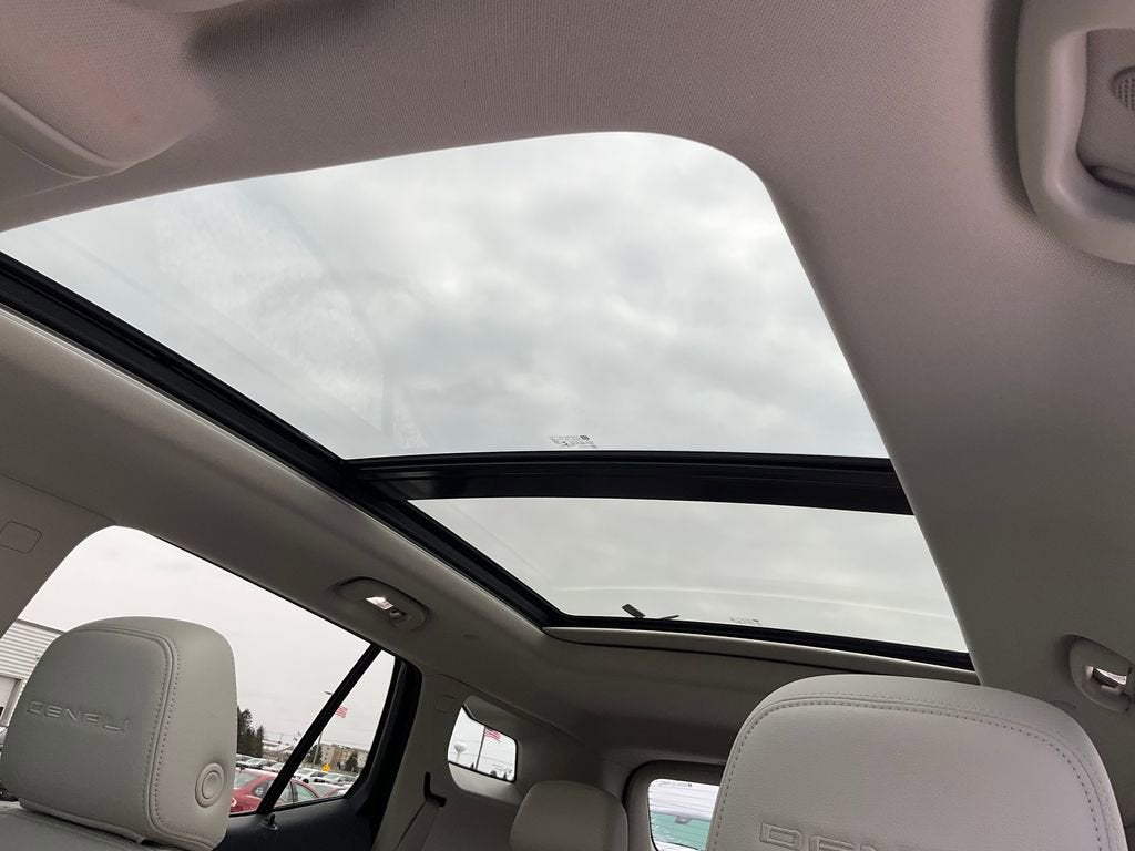 2023 GMC Terrain Denali