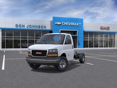 2025 GMC Savana Cutaway 3500 1WT