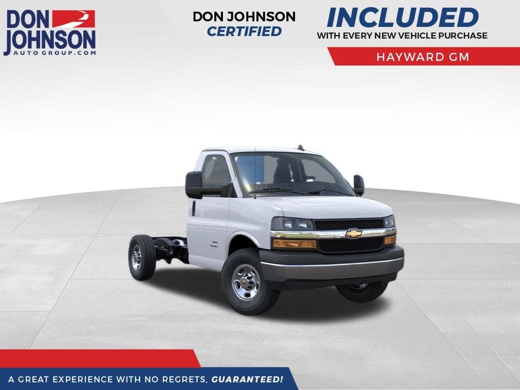 2026 Chevrolet Express Cutaway 3500 1WT