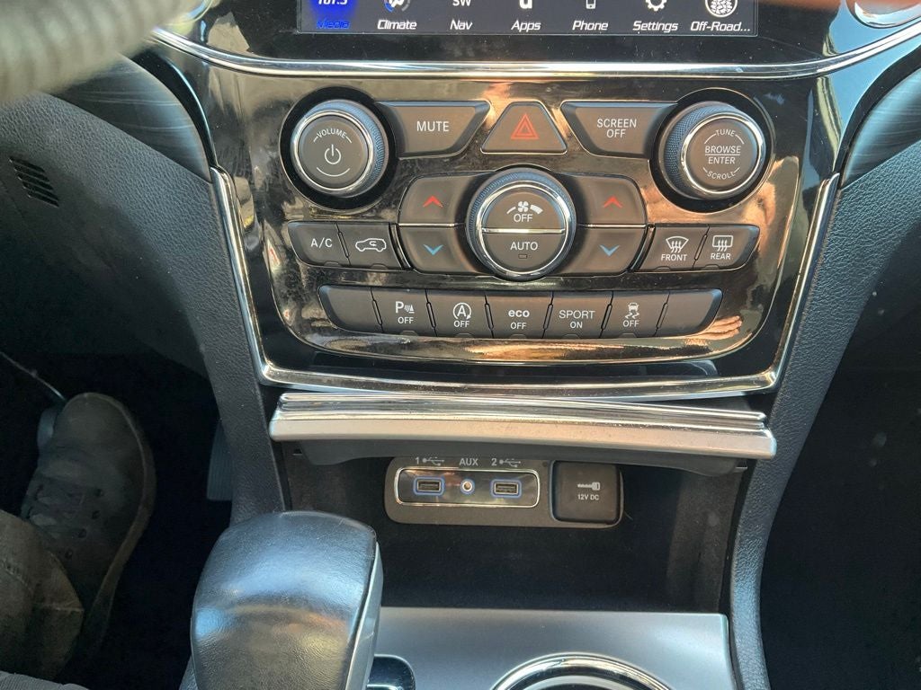 2020 Jeep Grand Cherokee Laredo