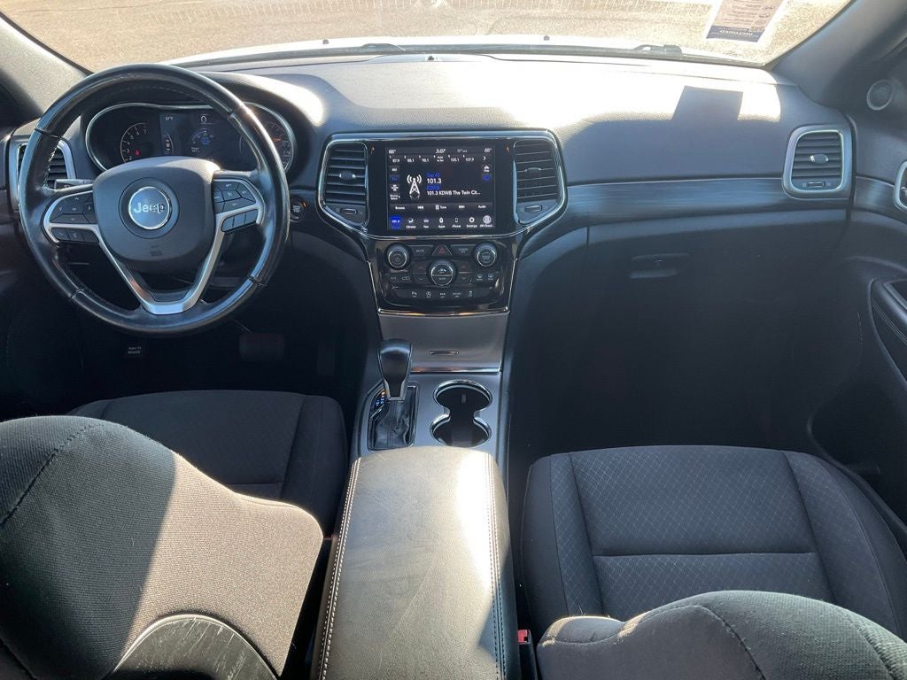 2020 Jeep Grand Cherokee Laredo