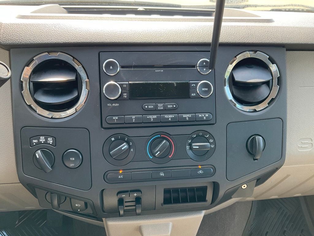 2010 Ford Super Duty F-250 SRW XLT