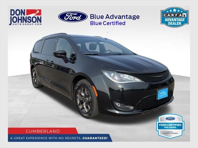 2020 Chrysler Pacifica Touring L