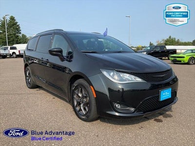 2020 Chrysler Pacifica Touring L