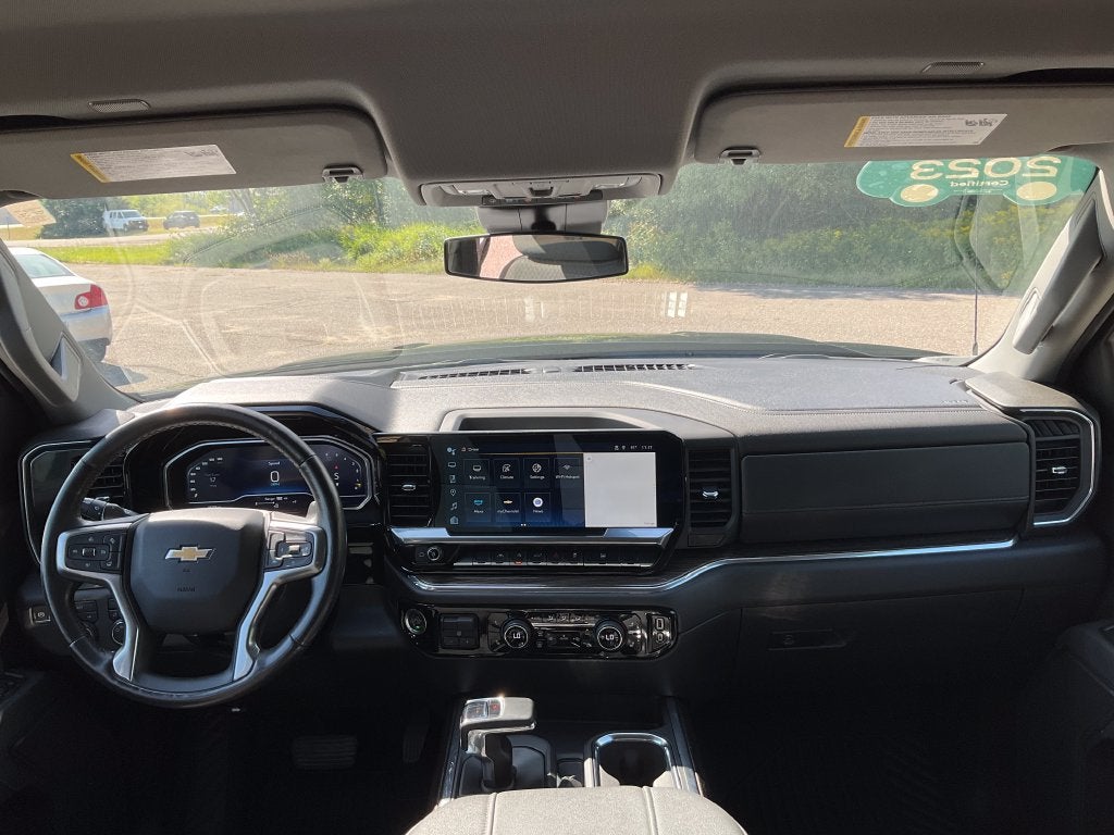 2023 Chevrolet Silverado 1500 LT LT1