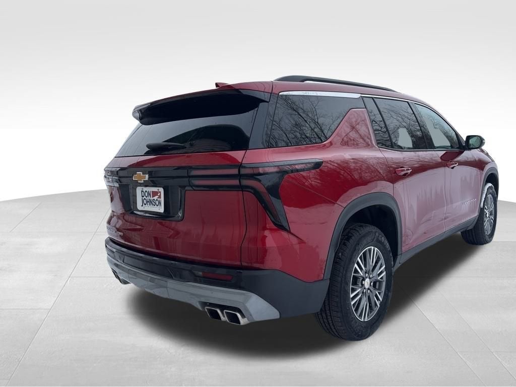 2025 Chevrolet Traverse LT