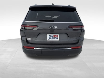 2023 Jeep Grand Cherokee L Laredo 4x4