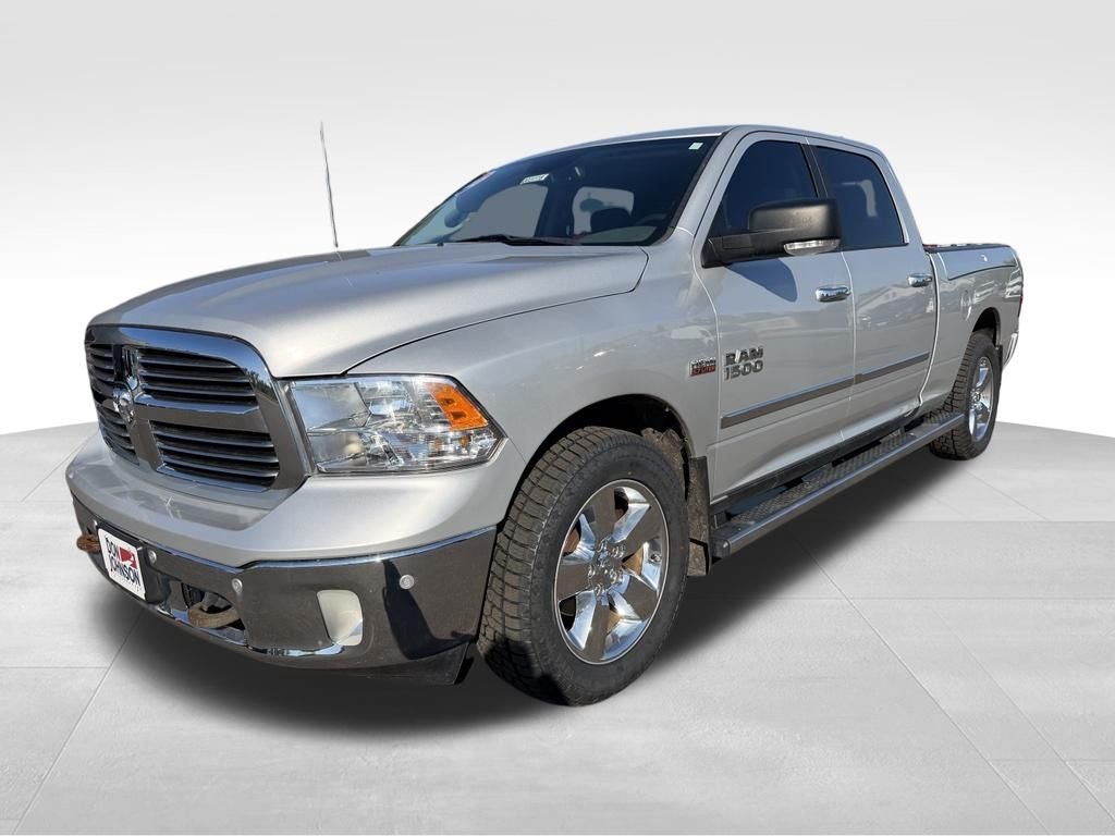 2017 RAM 1500 Big Horn Crew Cab 4x4 6'4' Box