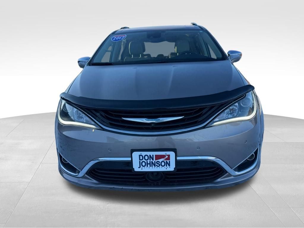 2017 Chrysler Pacifica Hybrid Platinum