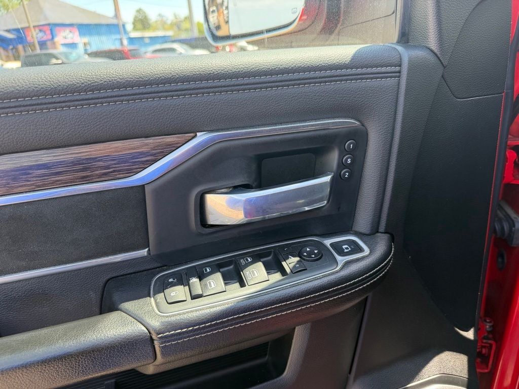 2021 RAM 2500 Laramie Crew Cab 4x4 6'4' Box