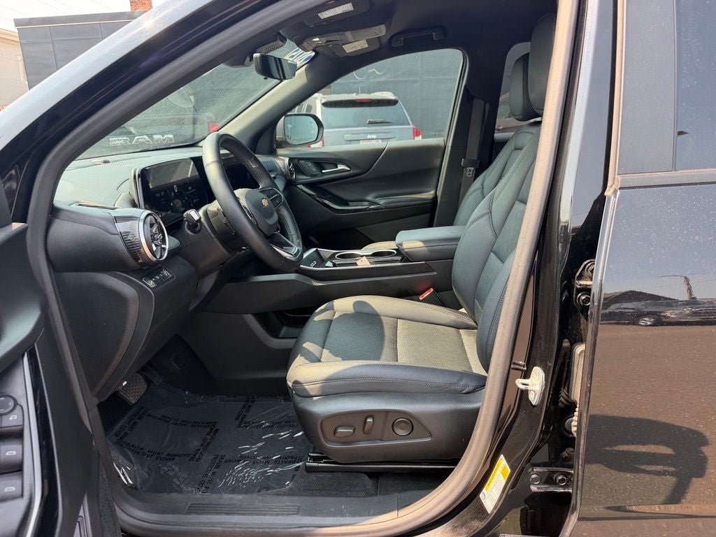 2025 Chevrolet Equinox AWD LT