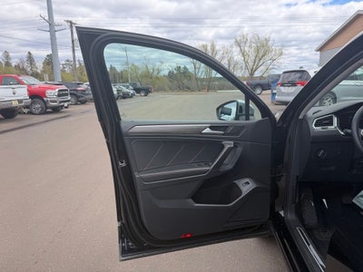 2024 Volkswagen Tiguan 2.0T Wolfsburg Edition