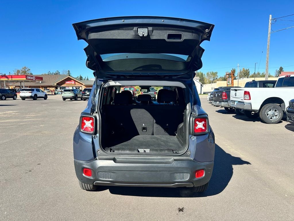 2023 Jeep Renegade Latitude 4x4