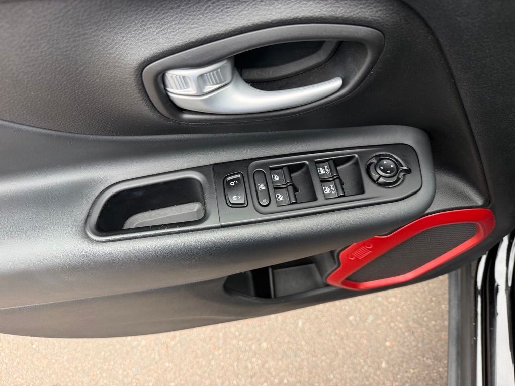 2023 Jeep Renegade Trailhawk 4x4