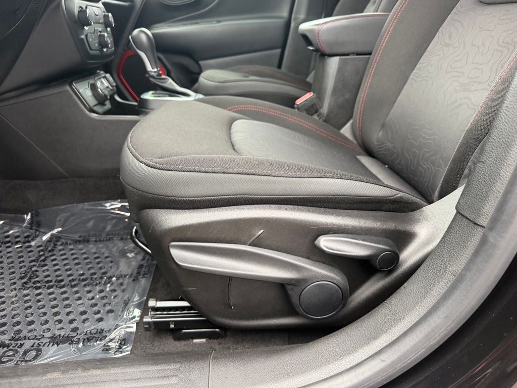2023 Jeep Renegade Trailhawk 4x4