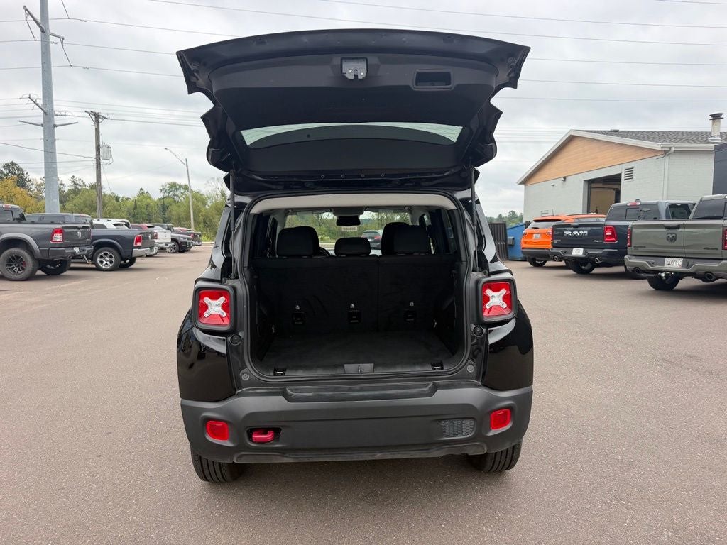 2023 Jeep Renegade Trailhawk 4x4